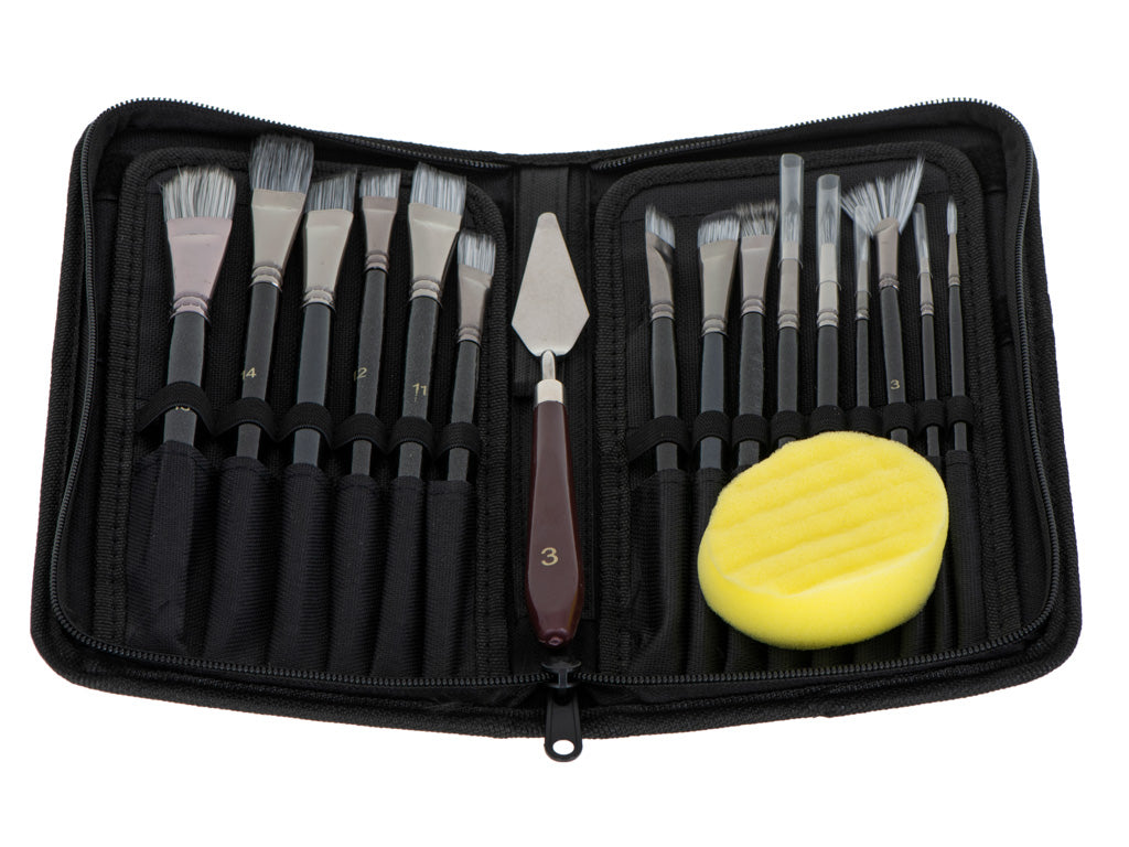 Set 15 pensule pentru pictat de diferite dimensiuni, Zola, cu husa pentru depozitare, neagra, 27x14x3 cm Set 15 pensule pentru pictat de diferite dimensiuni, Zola, cu husa pentru depozitare, neagra, 27x14x3 cm
